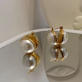 Круглые жемчужные серьги Корейского золотого цвета для женщин, модный Элегантный дизайн, серьги-обручи, подвешенные сзади, свадебные украшения, тренд 2023 года